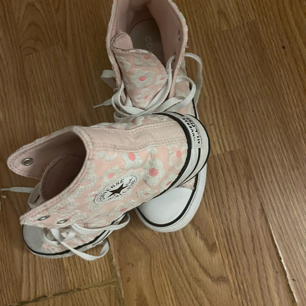 Converse Kids Pink and White Patterned Sneakers